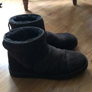 Mens Ugg Classic Mini Boot Brown size 11